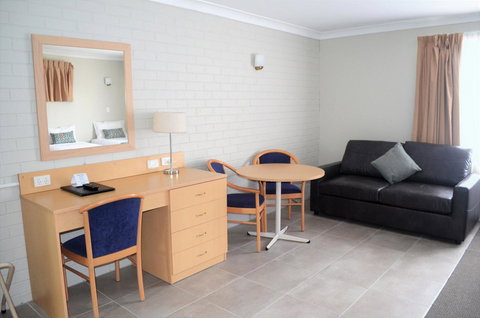 Bathurst Motor Inn - Australian Directory 9