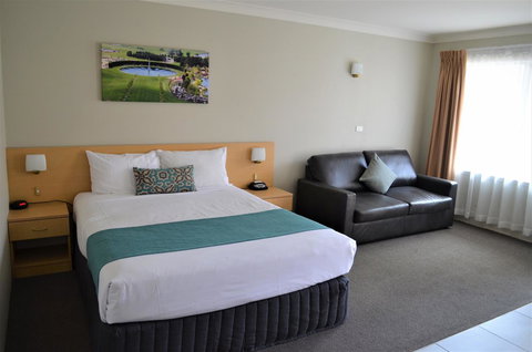 Bathurst Motor Inn - Australian Directory 2