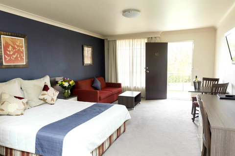 Bathurst Motor Inn - Australian Directory 1