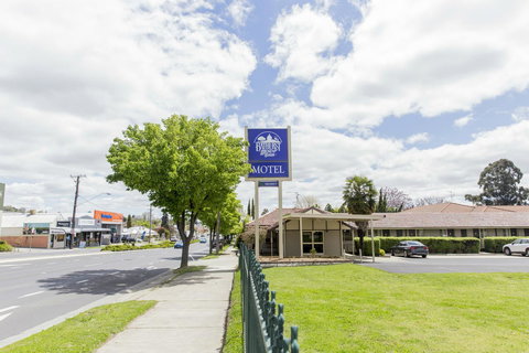Bathurst Motor Inn - Australian Directory 22