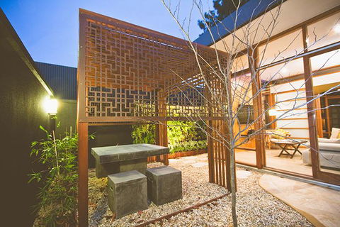 Sticky Rice Villas - Australian Directory 9