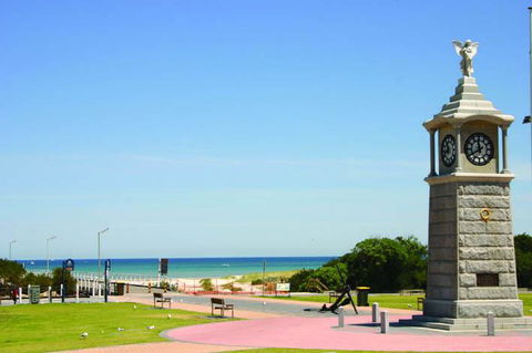 Semaphore Blue Apartments - Australian Directory 19