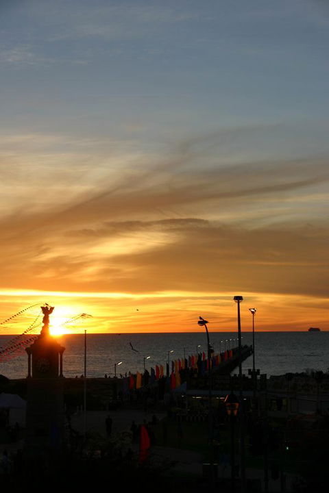 Semaphore Blue Apartments - Australian Directory 7