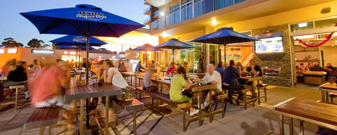 Port Lincoln Hotel - Australian Directory 27