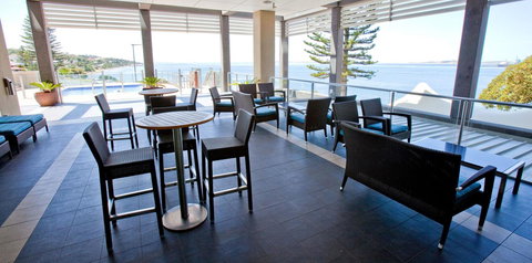 Port Lincoln Hotel - Australian Directory 37