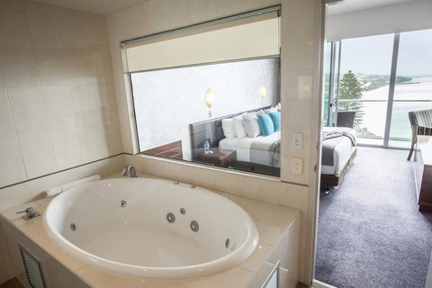 Port Lincoln Hotel - Australian Directory 20