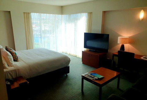 Port Lincoln Hotel - Australian Directory 3