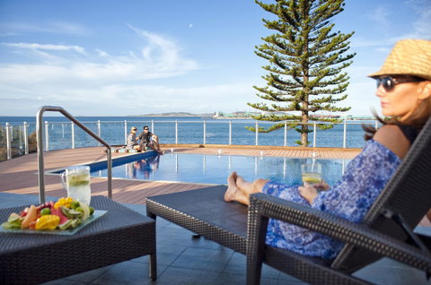 Port Lincoln Hotel - Australian Directory 22