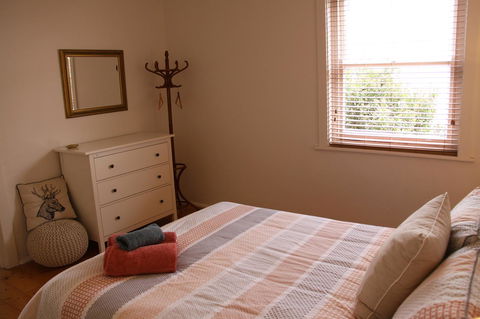 Grace Cottage - Australian Directory 12