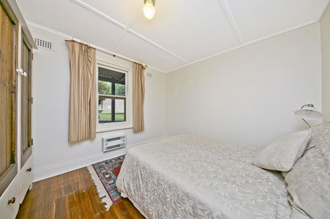 Vineyard Cottage BnB - Australian Directory 18