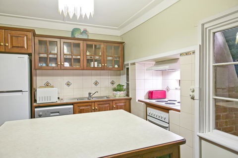 Vineyard Cottage BnB - Australian Directory 19