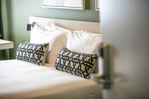 Nightcap At Exeter Hotel - Australian Directory 11