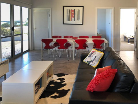 Beachview - Australian Directory 9