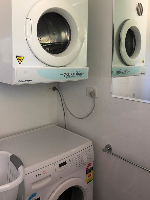 Beachview - Australian Directory 27