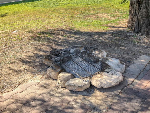 Beachview - Australian Directory 33