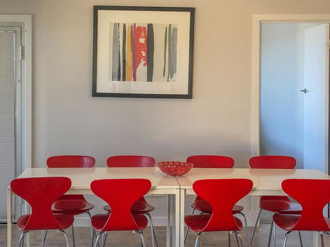 Beachview - Australian Directory 8