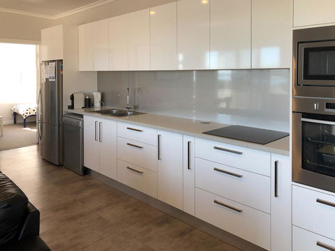 Beachview - Australian Directory 11