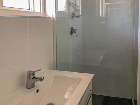 Beachview - Australian Directory 25