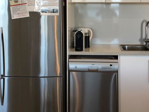 Beachview - Australian Directory 13