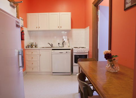 The Fruiterer's - Australian Directory 23