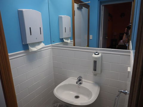 The Fruiterer's - Australian Directory 24