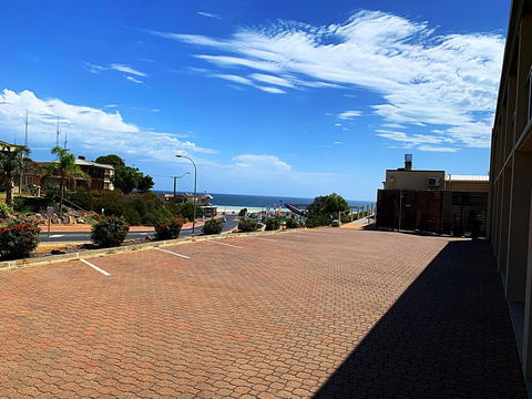 Moonta Bay Motel - Australian Directory 2