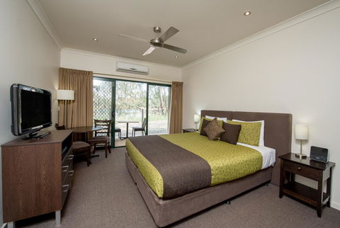 Clare Country Club - Australian Directory 25