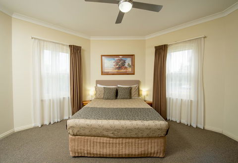 Clare Country Club - Australian Directory 17