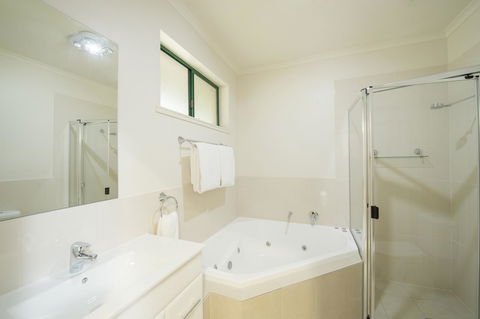 Clare Country Club - Australian Directory 20