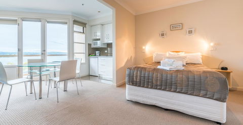 The Bluff Resort Apartments - Australian Directory 8
