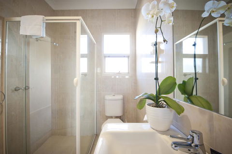 The Bluff Resort Apartments - Australian Directory 33