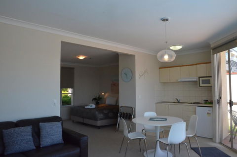 The Bluff Resort Apartments - Australian Directory 24