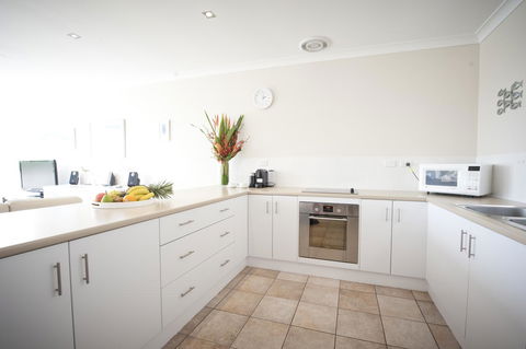 The Bluff Resort Apartments - Australian Directory 28