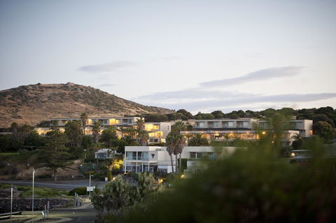 The Bluff Resort Apartments - Australian Directory 38