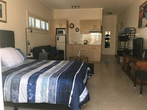Pelicans Rest Shellharbour - Australian Directory 4
