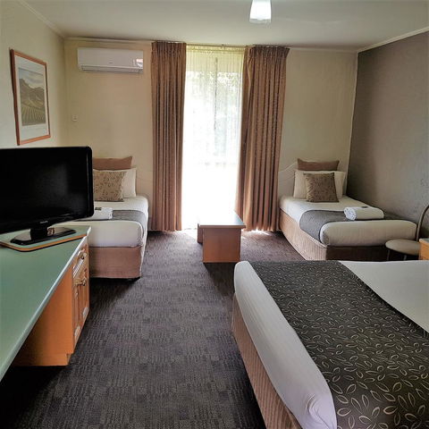 Barossa Weintal Hotel - Australian Directory 17