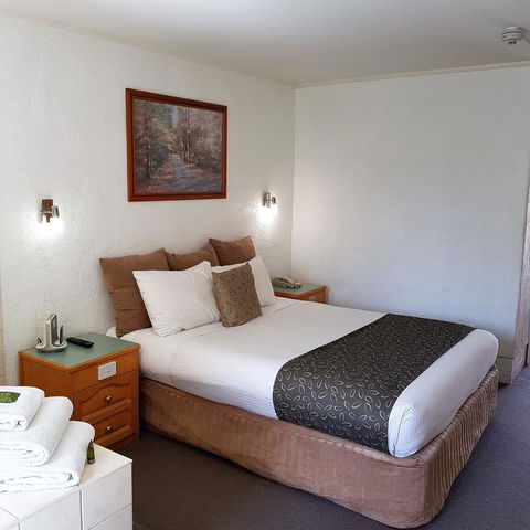 Barossa Weintal Hotel - Australian Directory 13