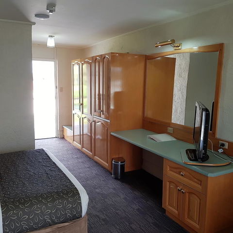 Barossa Weintal Hotel - Australian Directory 15