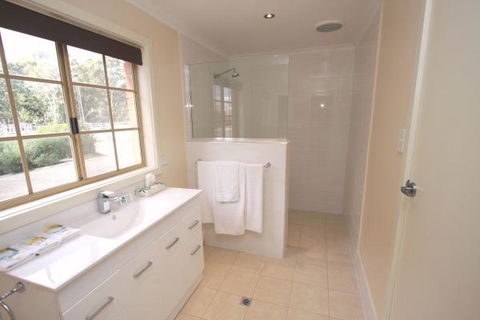 Clare Central - Australian Directory 9