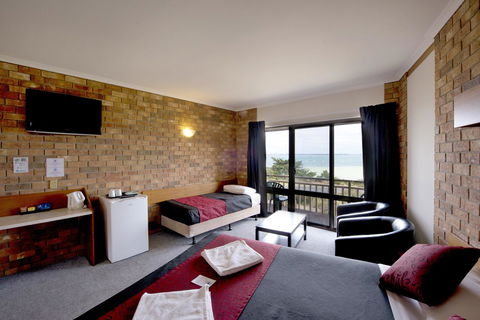 Kangaroo Island Seaside Inn - Australian Directory 40
