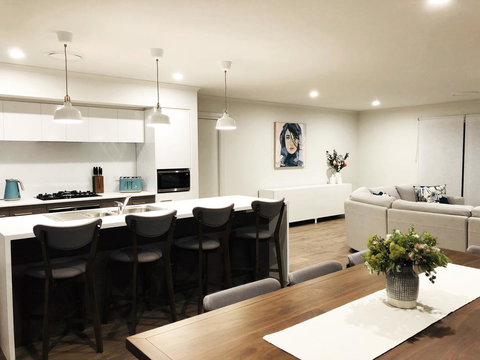 Villa Canto - Australian Directory 1