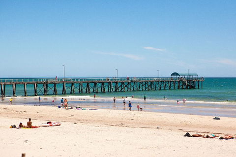 The One @ Henley Beach - Australian Directory 9