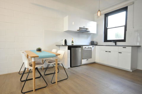 The One @ Henley Beach - Australian Directory 3