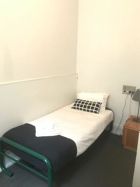 Grosvenor Hotel - Australian Directory 6