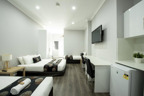 City Centre Motel Hotel - Australian Directory 13