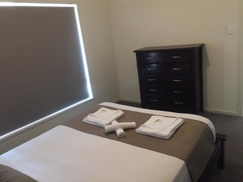 City Centre Motel Hotel - Australian Directory 44