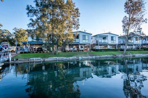 Jervis Bay Holiday Park - Australian Directory 0
