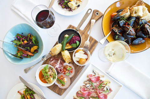 Adelaide Luxury Beach House - Australian Directory 29