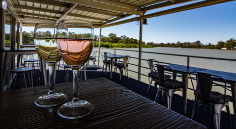 Murray River Queen - Australian Directory 15