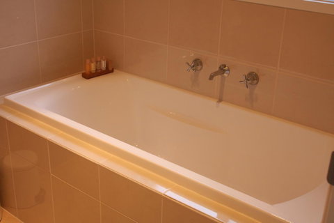 C And C Tanunda - Australian Directory 10